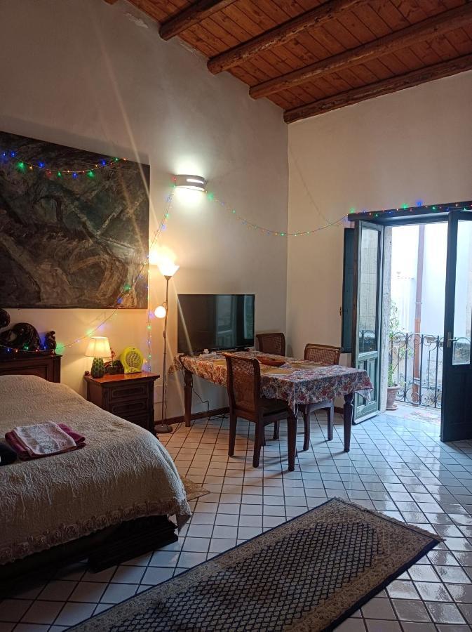 Arthaus-ortigia- 120 Met Apartment